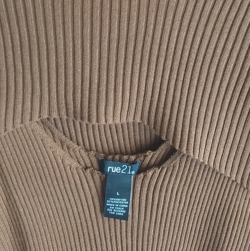 NWOT Ribbed Brown Sweater - Picture 4 of 4